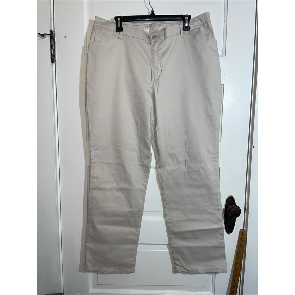 NWOT Lee All Day Pant Womens 16 Medium Straight Leg Pant Tan Stretch MSRP $56